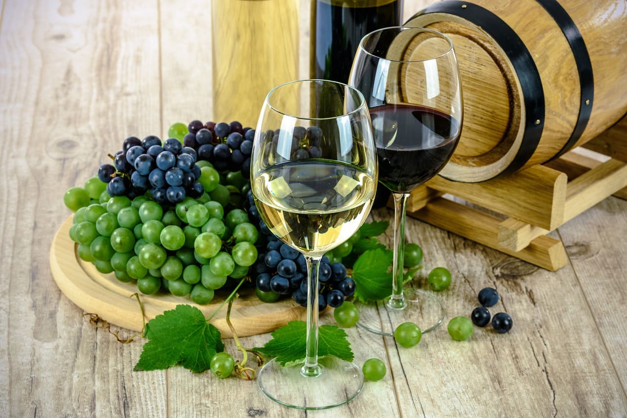 Vin-primeur Vin primeur : vin jeune à consommer